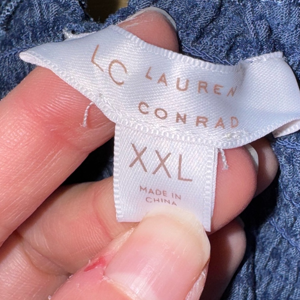 LC Lauren Conrad Navy Ruffled Smocked Camisole XXL - Picture 2 of 2